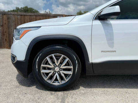 2017 GMC Acadia SLE-2