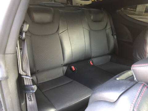 2014 Hyundai Genesis Coupe 2.0T R-Spec