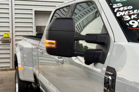 2025 Ford F-450 Super Duty Lariat