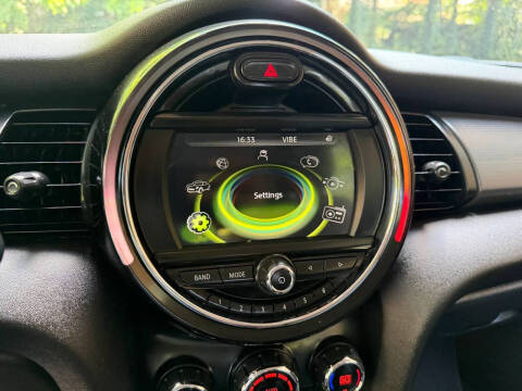 2018 MINI Hardtop 4 Door Cooper