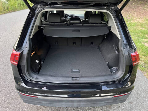 2018 Volkswagen Tiguan 2.0T SEL 4Motion