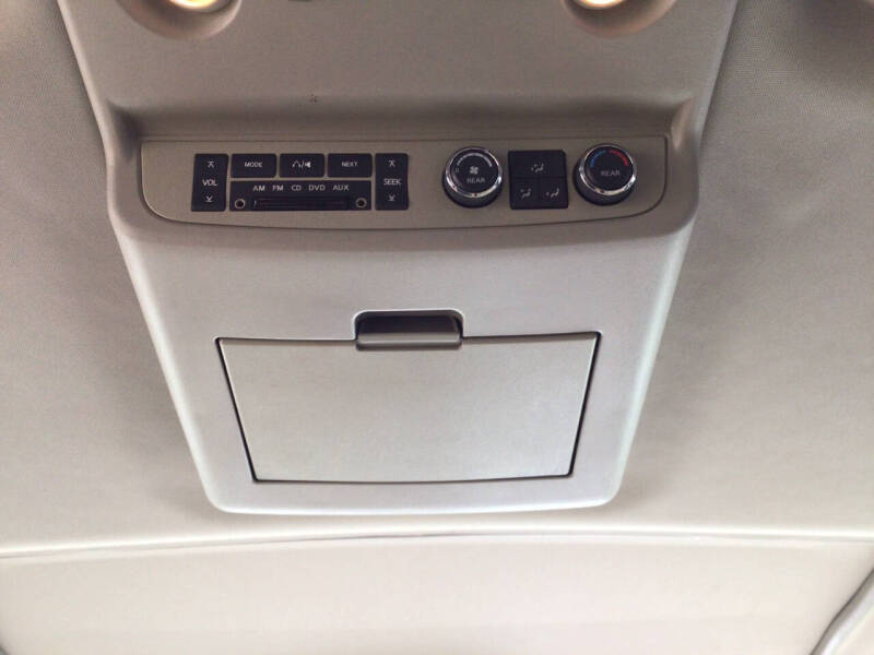 2011 Nissan Armada Platinum