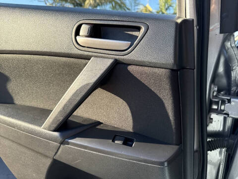 2013 Mazda MAZDA3 i Touring