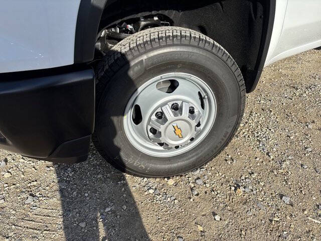 2026 Chevrolet Silverado 3500HD CC Work Truck