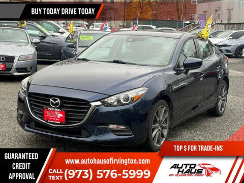 2018 Mazda MAZDA3 Touring