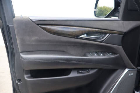 2017 Cadillac Escalade ESV Platinum