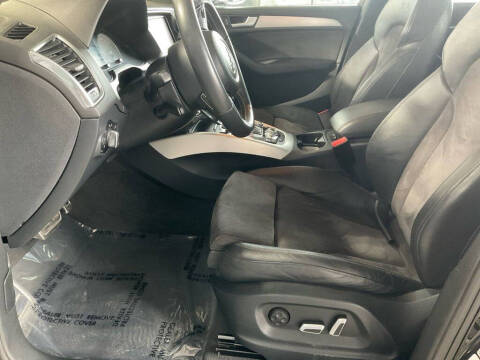 2015 Audi SQ5 3.0T quattro Prestige