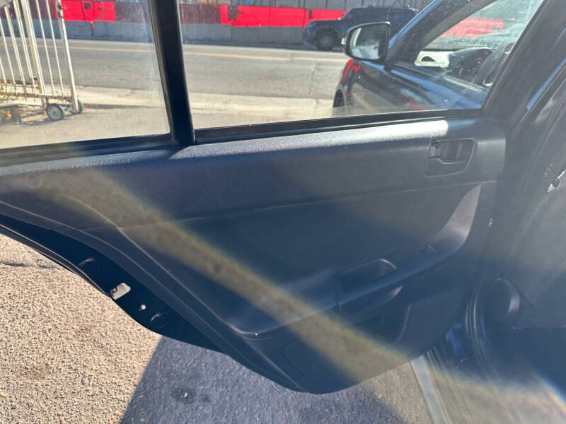 2015 Mitsubishi Lancer ES