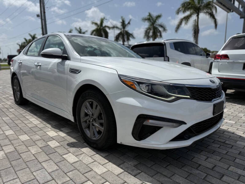 2020 Kia Optima LX