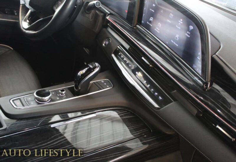 2023 Cadillac Escalade Sport