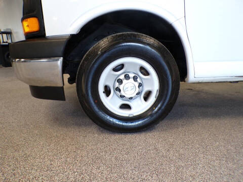 2017 Chevrolet Express 2500