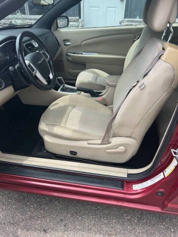 2012 Chrysler 200 Touring