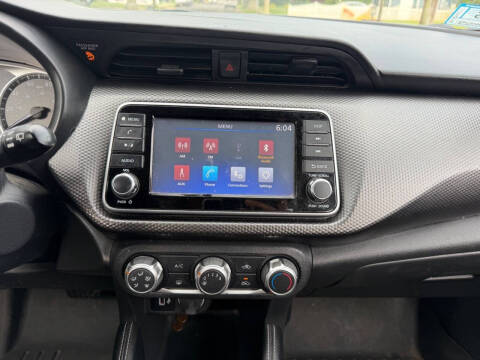 2018 Nissan Kicks S
