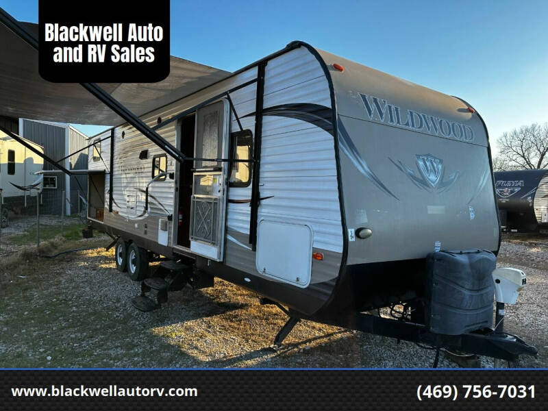 2015 Forest River Wildwood 30KQBSS Bunks for sale at Blackwell Auto and RV Sales in Red Oak TX
