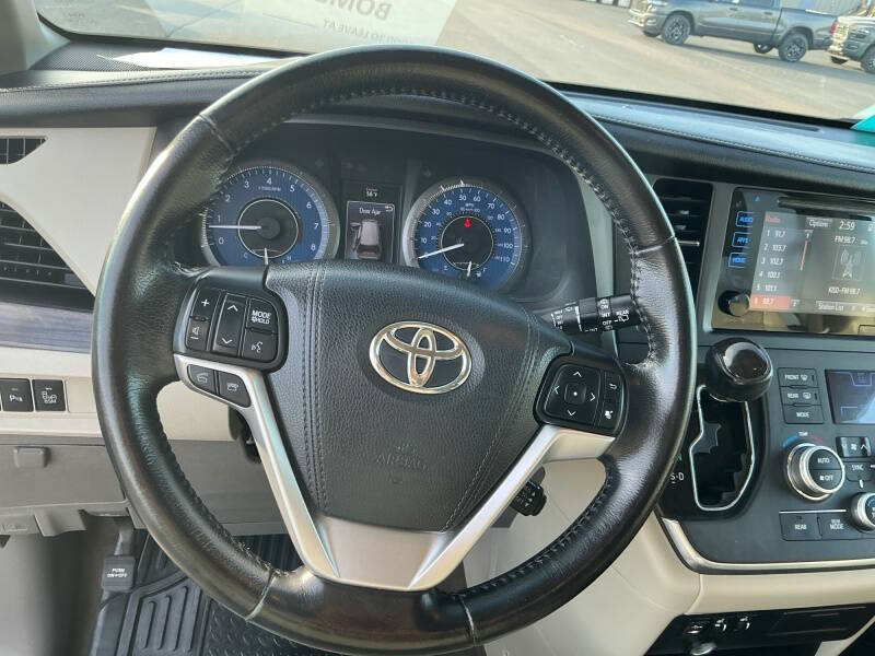 2016 Toyota Sienna