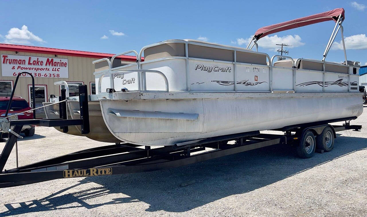 2001 Playcraft Boats 2400 Sport Triple Log for sale at Truman Lake Marine in Warsaw, MO