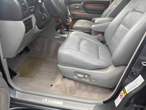 2003 Lexus LX 470