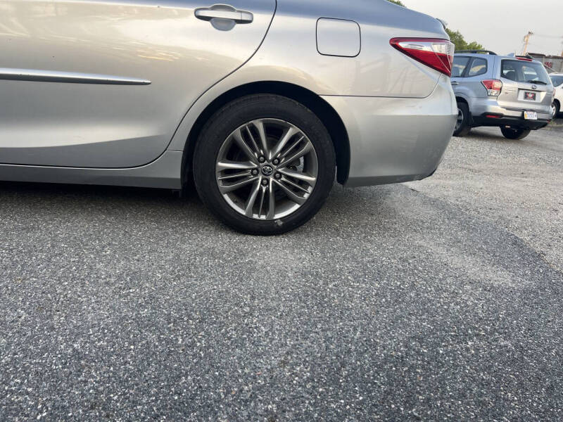 2017 Toyota Camry SE