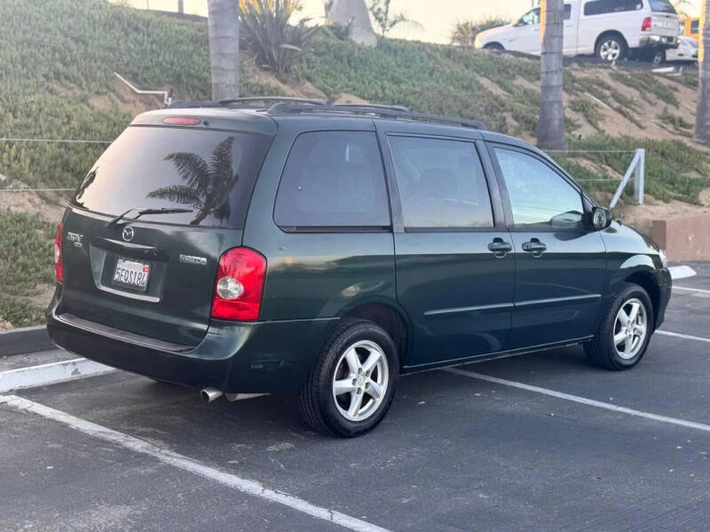 2003 Mazda MPV