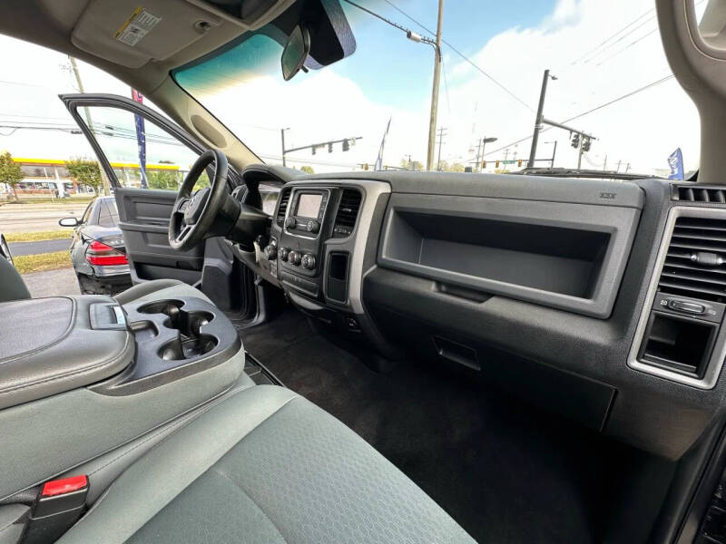 2017 RAM 1500 Express