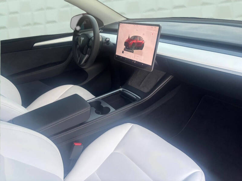 2023 Tesla Model Y Long Range