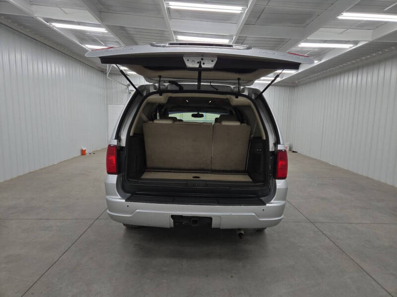 2003 Lincoln Navigator Luxury