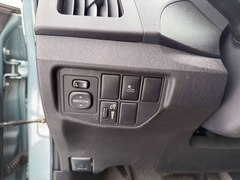 2015 Toyota Prius Four