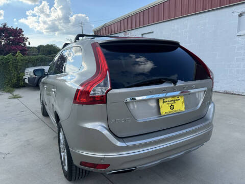 2016 Volvo XC60 T6 Drive-E