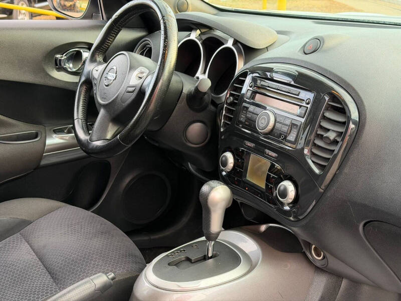 2011 Nissan JUKE S
