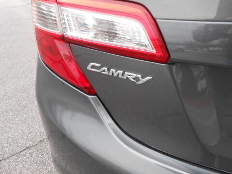 2014 Toyota Camry SE