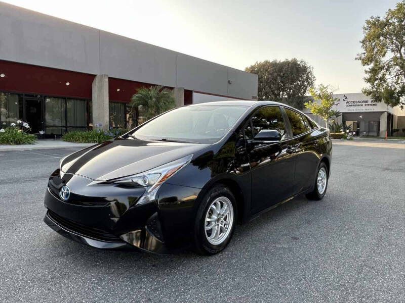 2016 Toyota Prius Three
