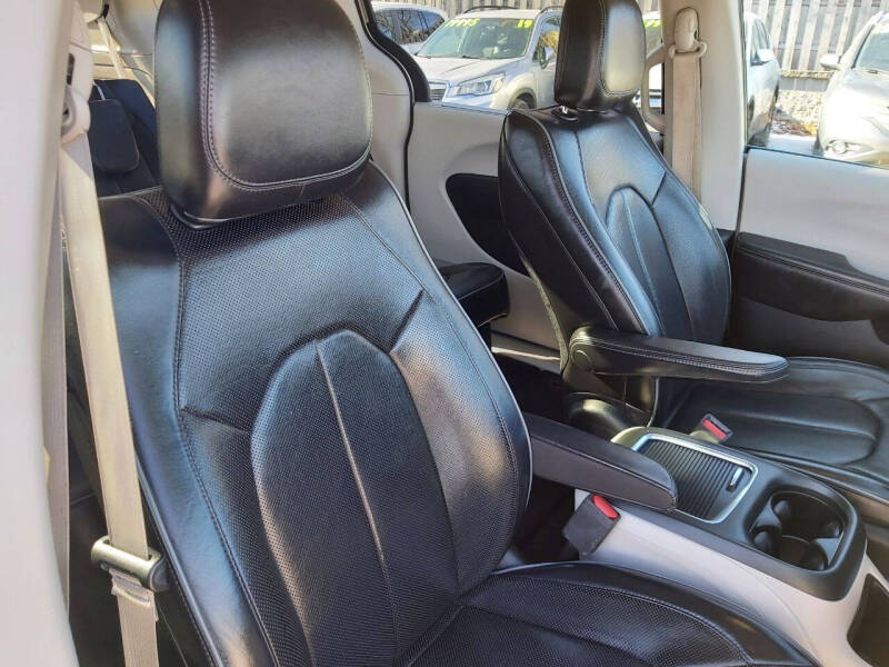 2019 Chrysler Pacifica Limited