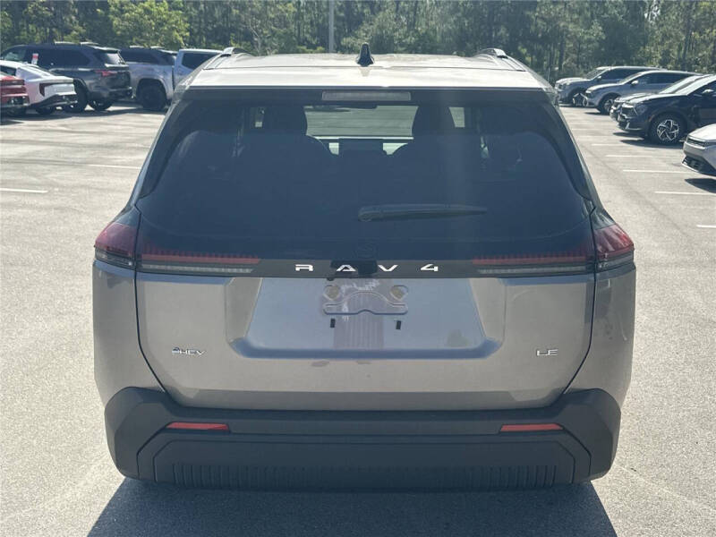 2026 Toyota RAV4 LE