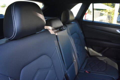 2024 Volkswagen Atlas Cross Sport SE