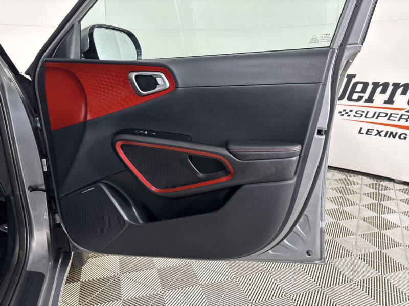 2025 Kia Soul GT-Line