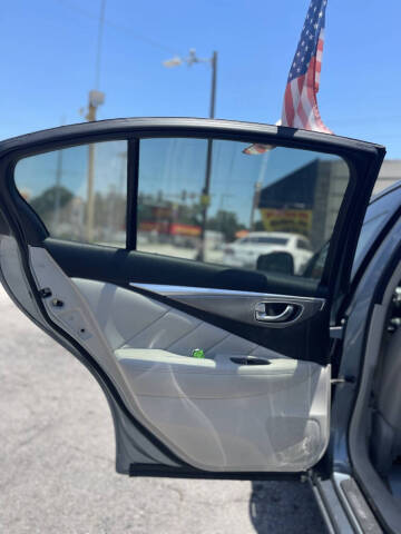 2014 Infiniti Q50 Premium