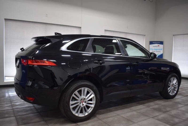 2019 Jaguar F-PACE 30t Prestige