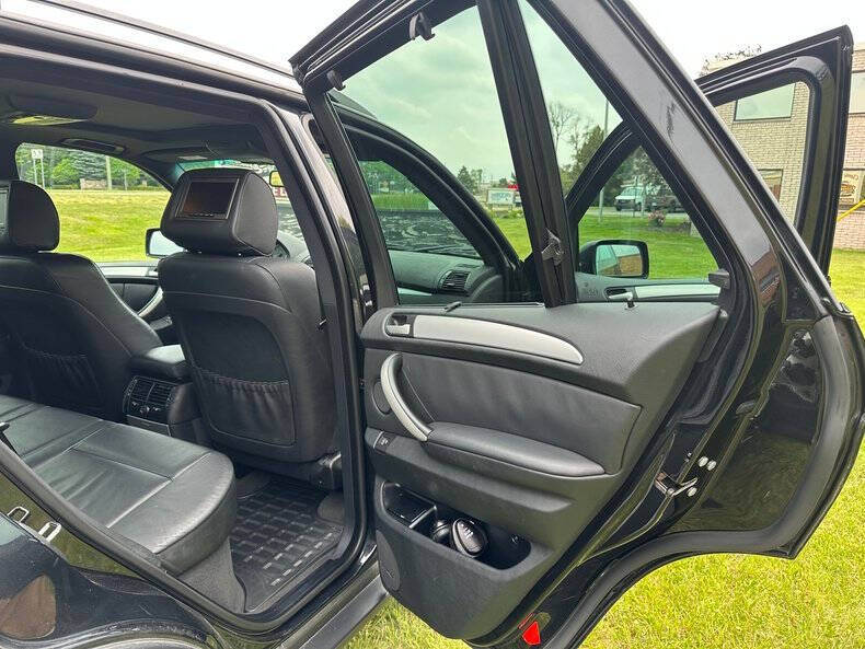 2003 BMW X5 4.6is