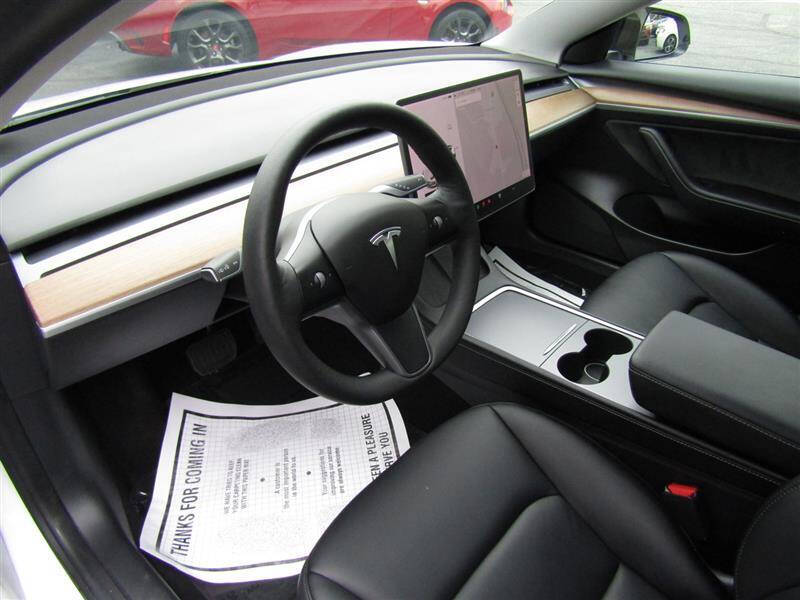 2021 Tesla Model 3 Standard Range Plus