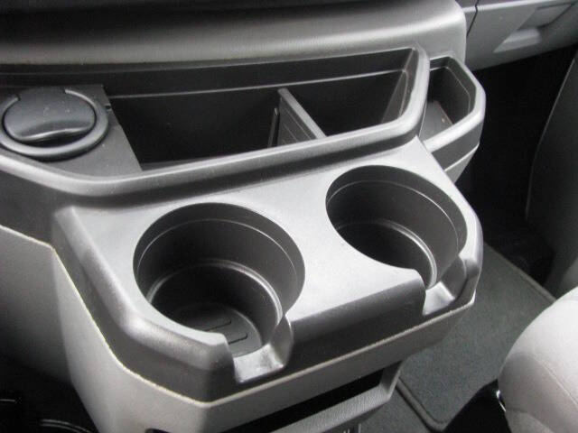 2010 Ford E-Series E-350 SD XLT