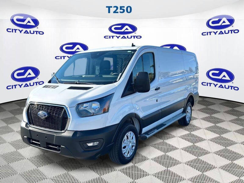 2023 Ford Transit Van Base's photo