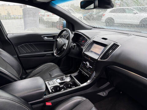 2019 Ford Edge ST