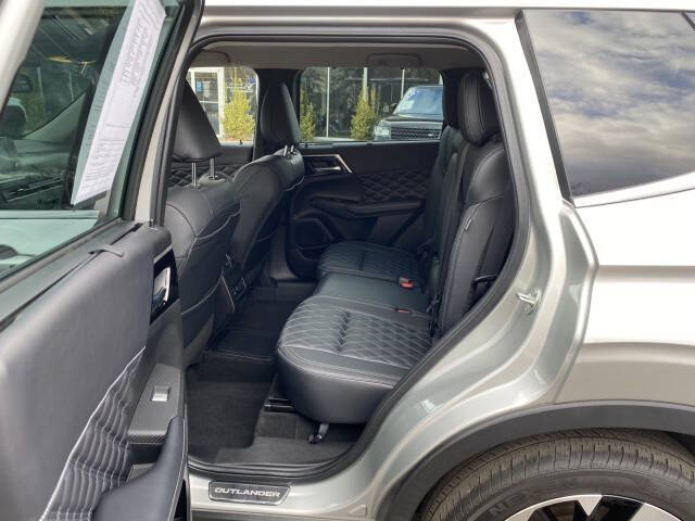 2023 Mitsubishi Outlander PHEV SEL