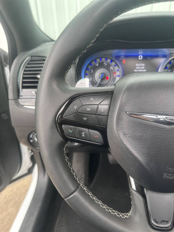 2023 Chrysler 300 S V6