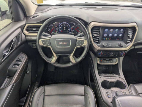 2020 GMC Acadia Denali