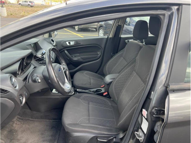2016 Ford Fiesta SE