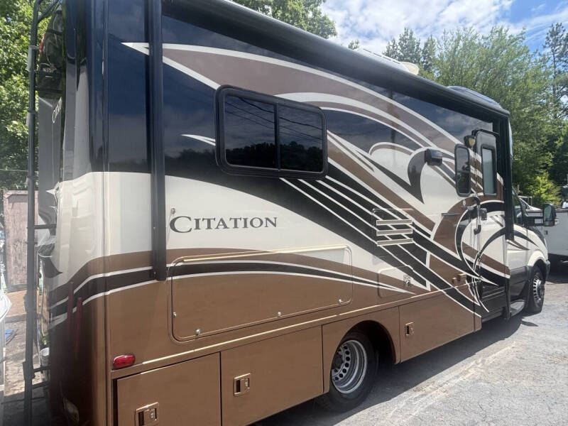2014 Thor Motor Coach Citation 24sa