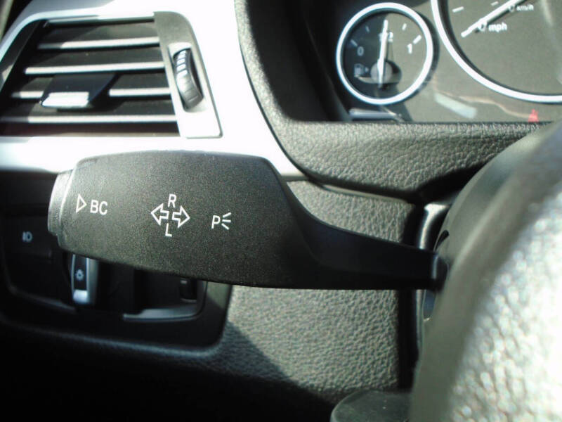 2014 BMW 3 Series 320i xDrive