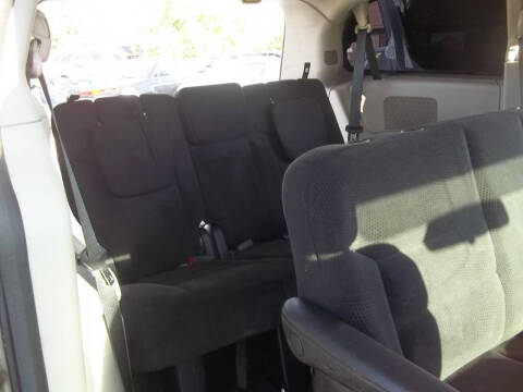 2016 Dodge Grand Caravan American Value Package