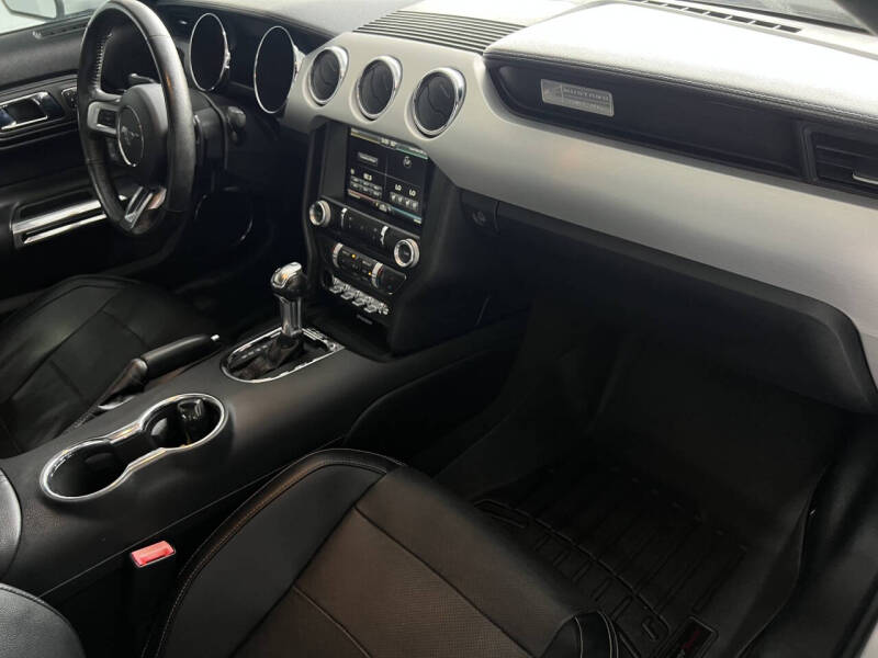 2015 Ford Mustang